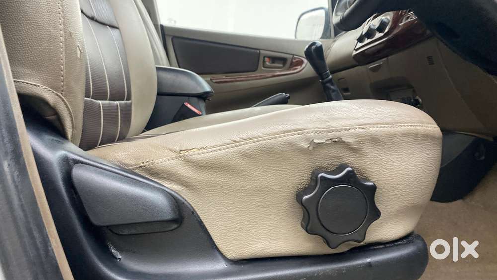 Toyota Innova 2.5 Gx (diesel) 8 Seater, 2015, Diesel