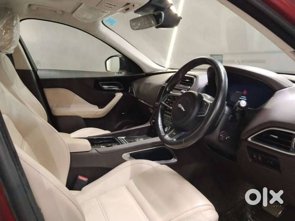 Jaguar F-pace Prestige 2.0 Petrol, 2019, Petrol