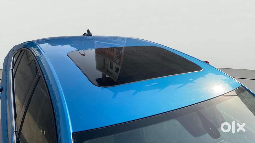 Skoda Slavia Style 1.0l Tsi Mt, 2023, Petrol