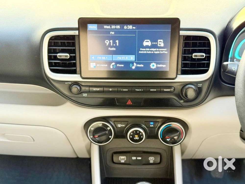 Hyundai Venue Sx Mt, 2022, Petrol
