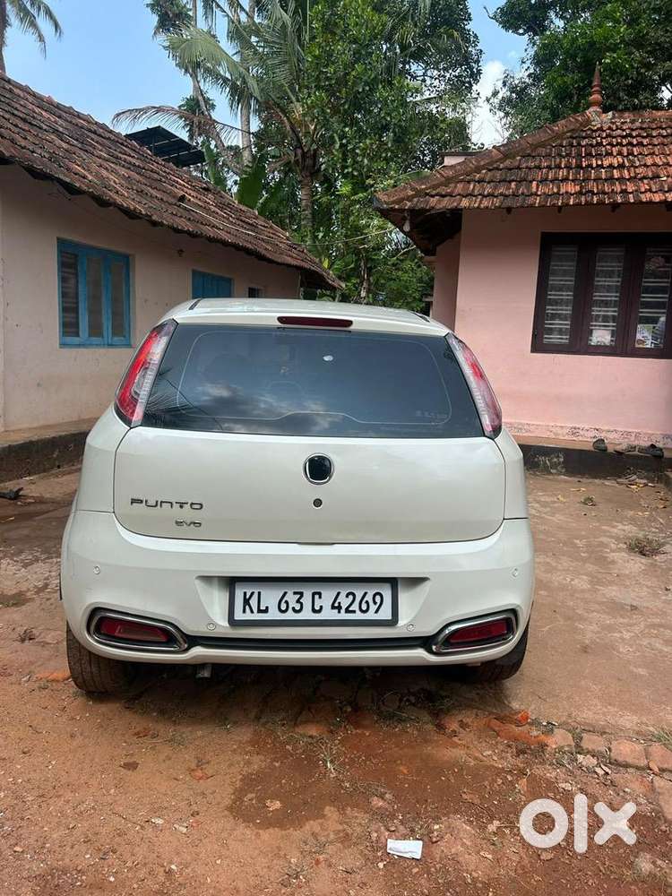 Fiat Punto Evo 2015 Diesel 123453 Km Driven