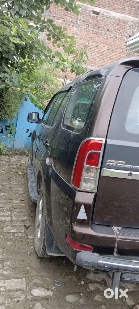 Tata Safari Storme 2014 Diesel