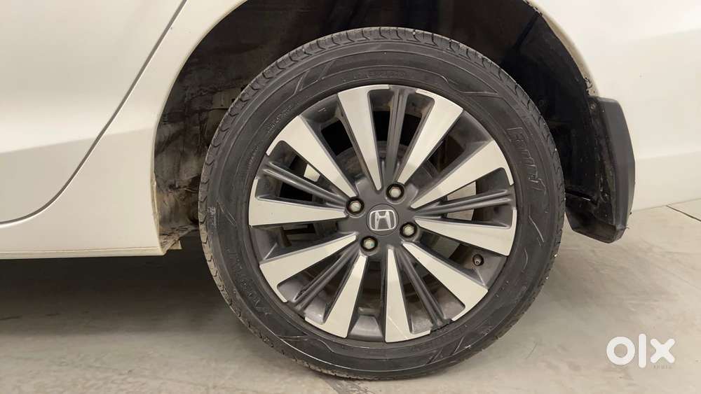 Honda City 1.5 Zx I-vtec Mt, 2023, Petrol