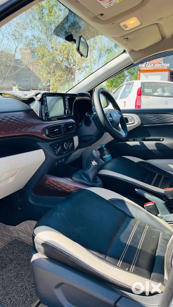 Hyundai Aura 2024 Petrol Well Maintained