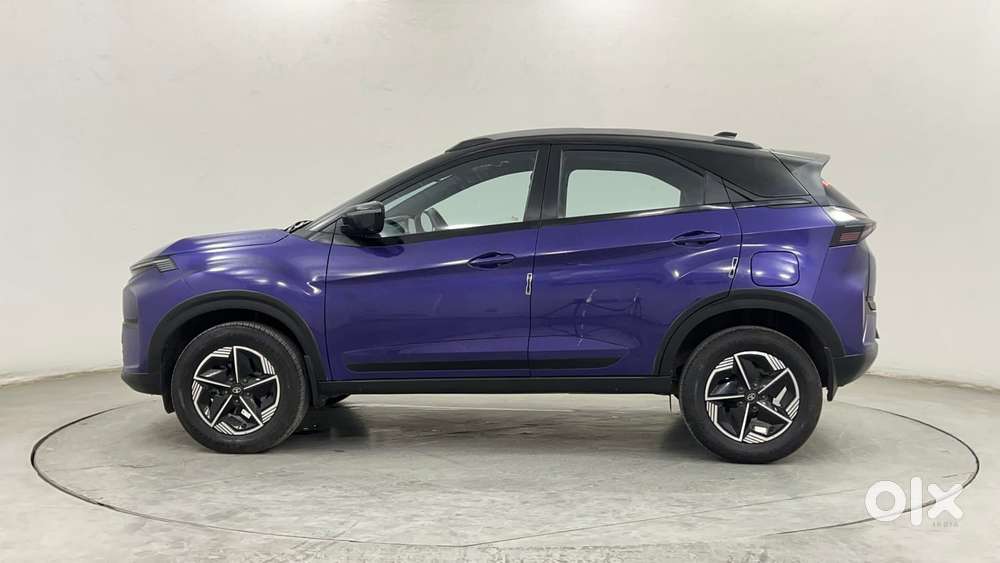 Tata Nexon Fearless Plus S Purple 1.2 Revotron Petrol 7dca Dual Tone..