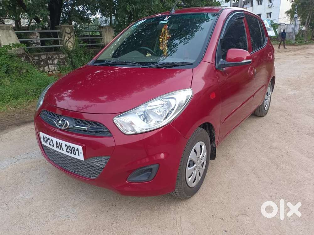 Hyundai I10 Sportz At, 2012, Petrol