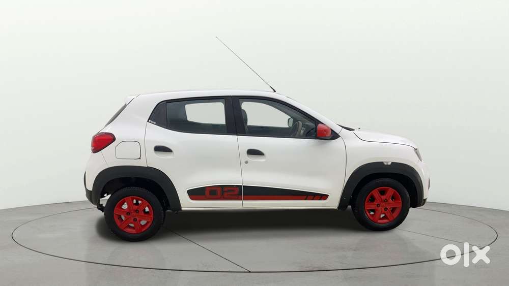 Renault Kwid 1.0 Rxt 02 Anniversary Edition, 2017, Petrol