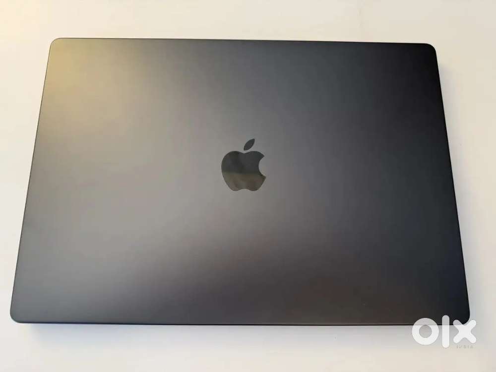 Apple Mac Book PRO M4 MAX 36GB 超美品 MacBook Pro Laptop (14-inch) - Apple M4 Max chip, Built for Apple