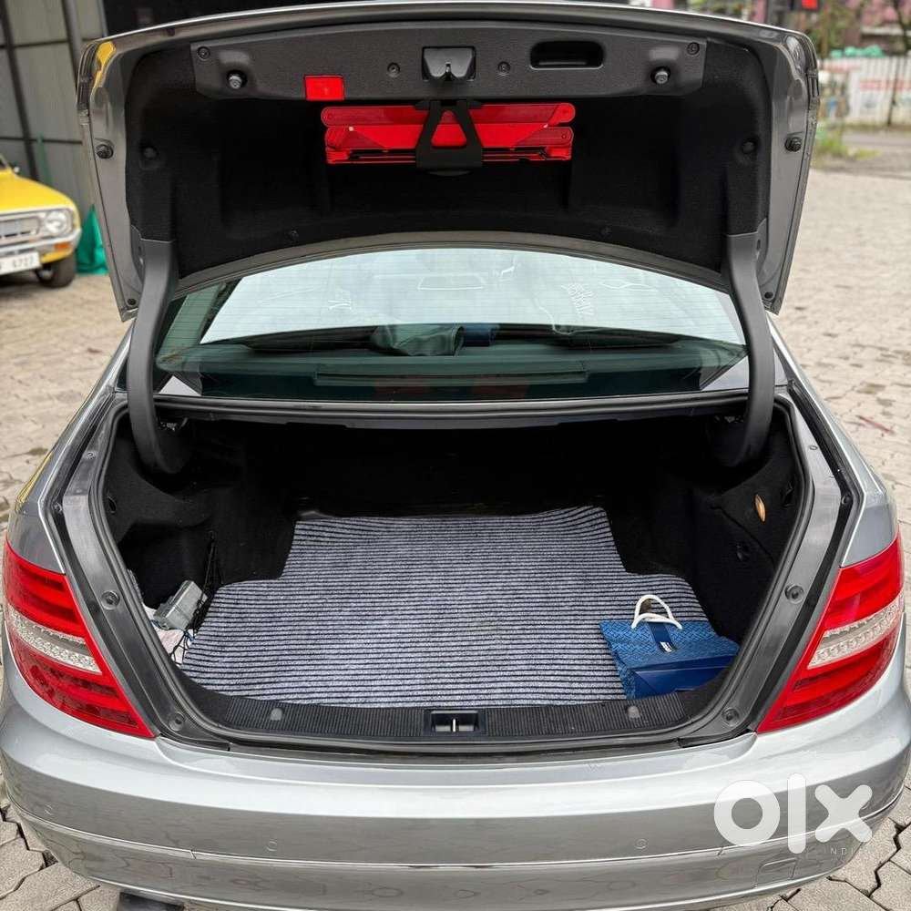 Mercedes-benz Car 2011 , Mint Condition