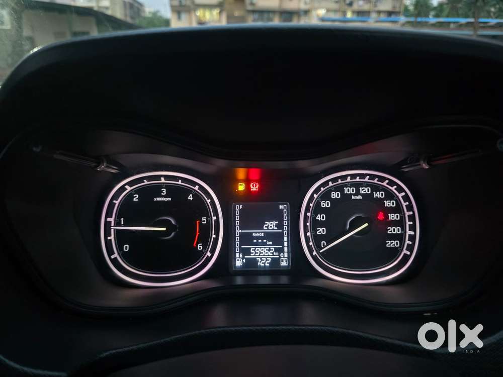 Maruti Suzuki Brezza Zdi+ Dual Tone, 2016, Diesel