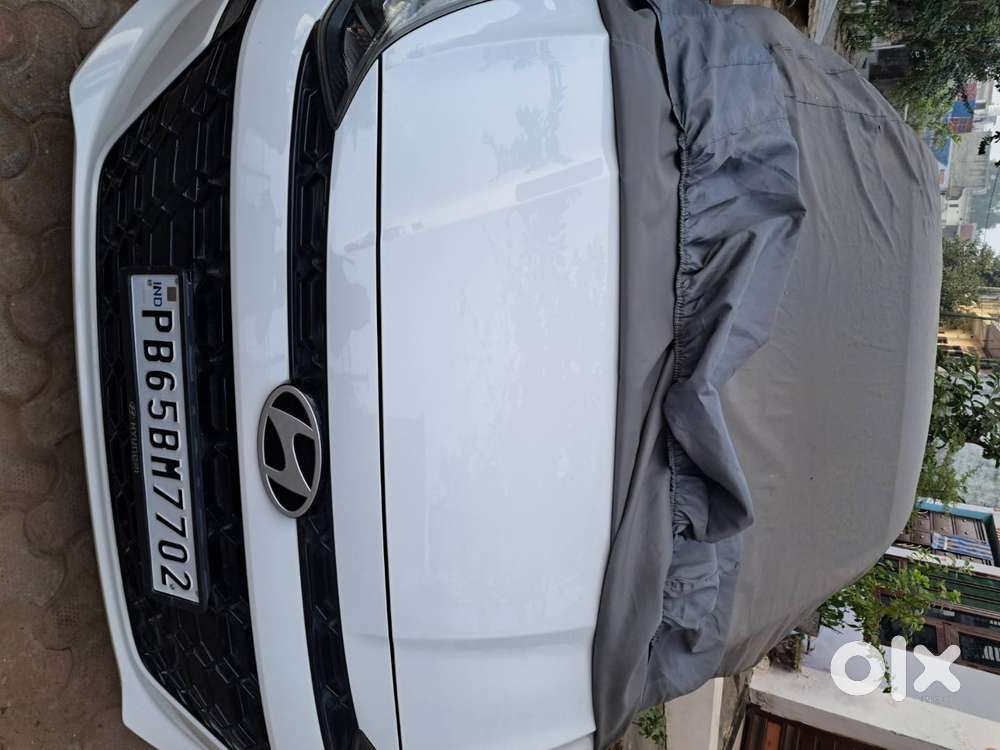 Aura Sx Cng Top Model