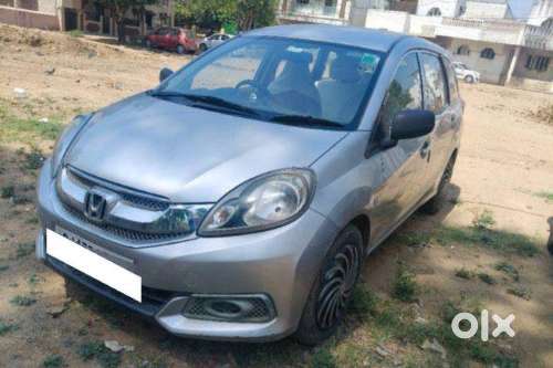 Hyundai Small Car Petrol 2015