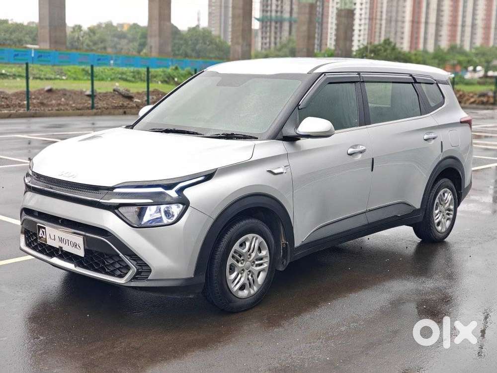 Kia Carens G 1.5 6mt Premium (o) 7-seater, 2023, Petrol