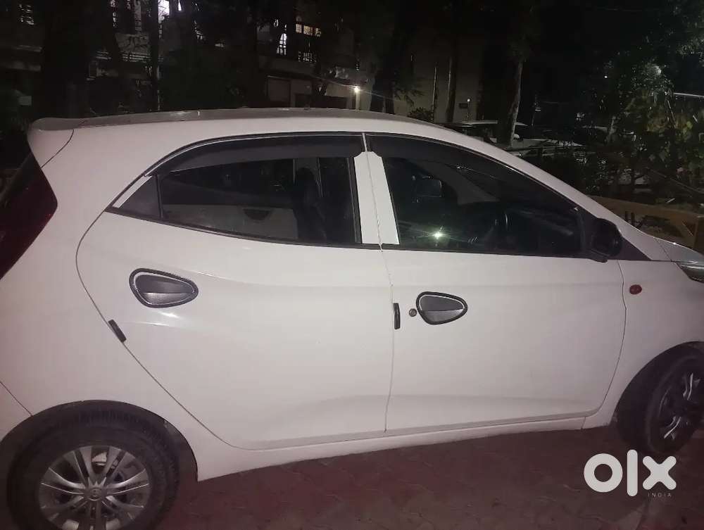 Hyundai Eon 0.8 Sportz 2012