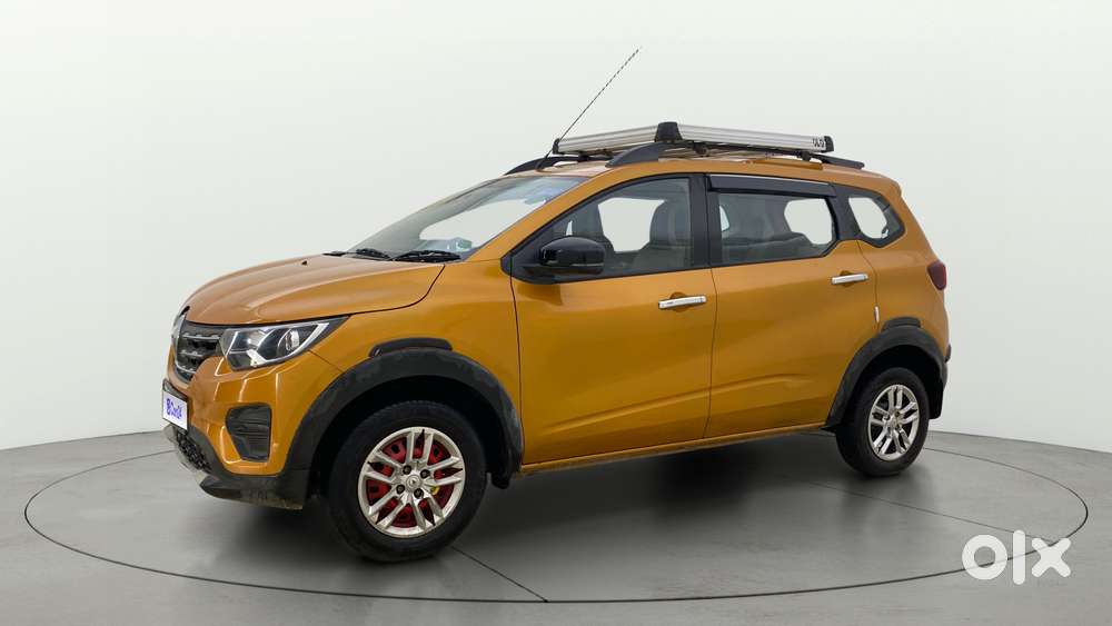 Renault Triber Rxt, 2022, Petrol