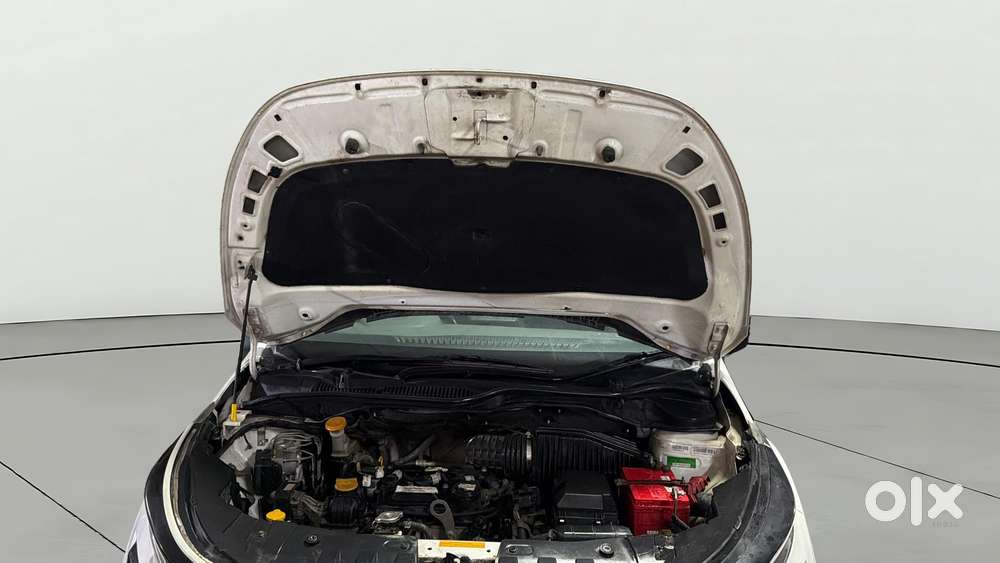 Tata Altroz 1.2 Xe, 2021, Petrol