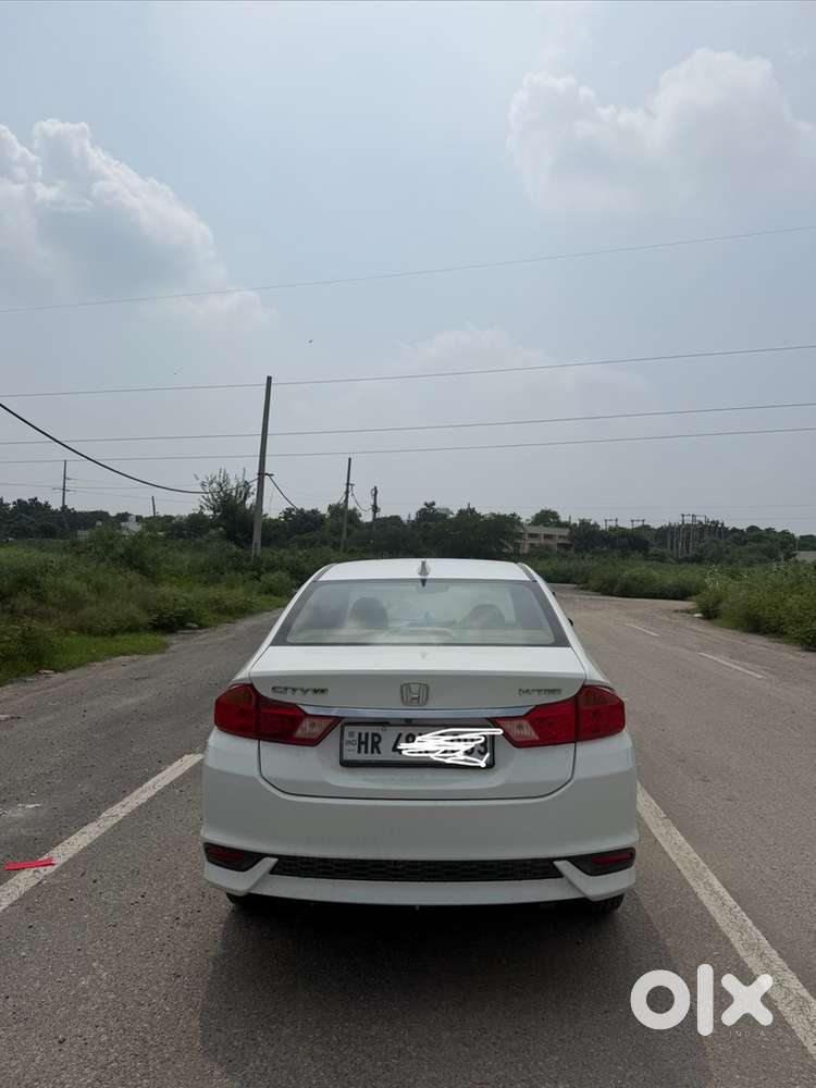 Honda Petrol Car 2017 Sunroof