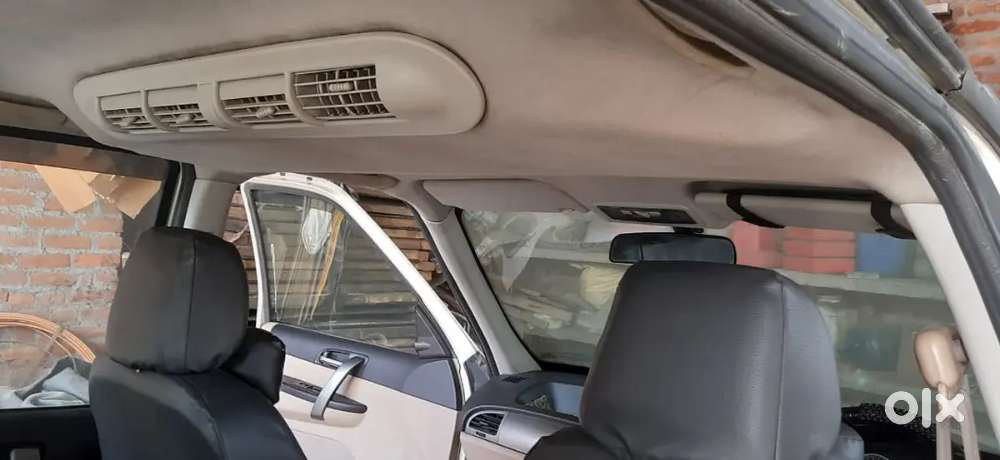 Tata Safari Storme 2014