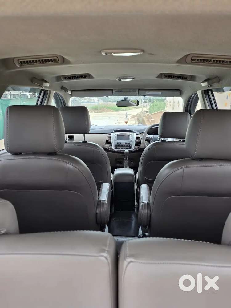Toyota Innova 2.5 Z 2015