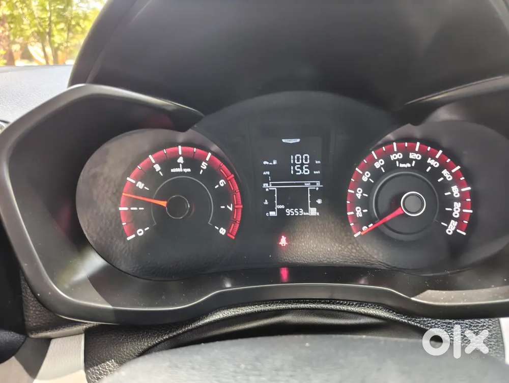 Mahindra Xuv 3xo 2025 Petrol 9600 Km Driven