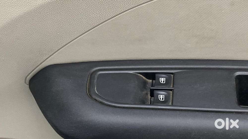 Renault Triber Rxl, 2020, Petrol
