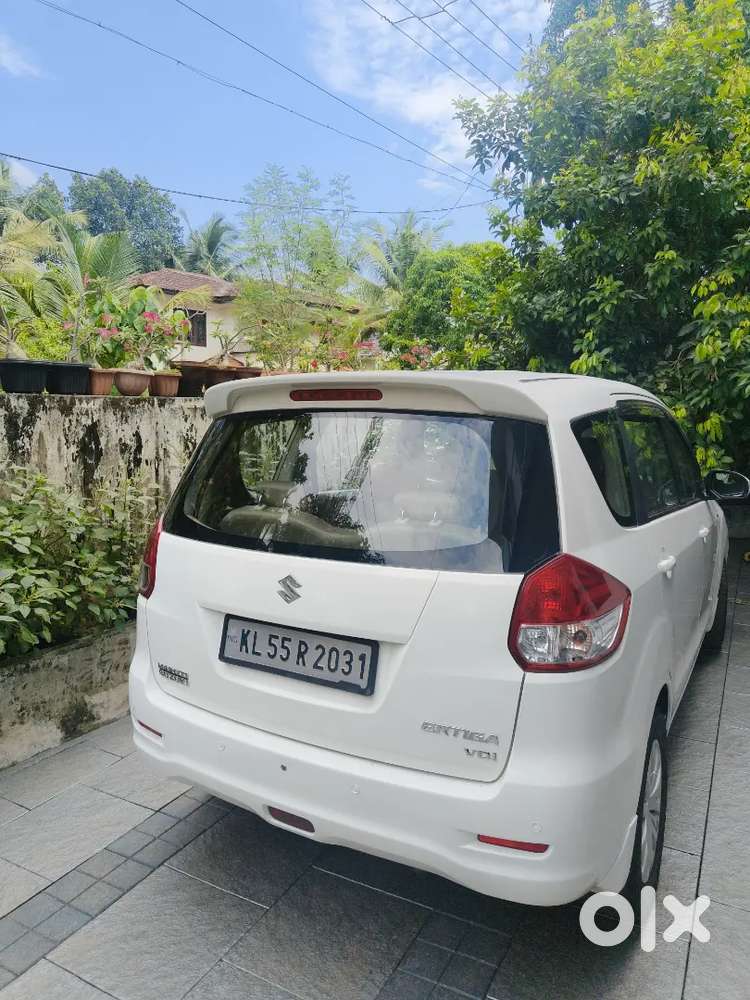 Maruti Suzuki Ertiga 2015 Diesel 97000 Km Driven