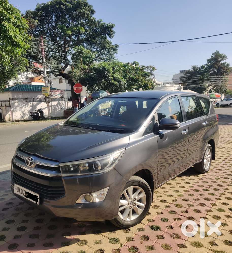 Toyota Innova Crysta 2.4 V 7 Str, 2016, Diesel