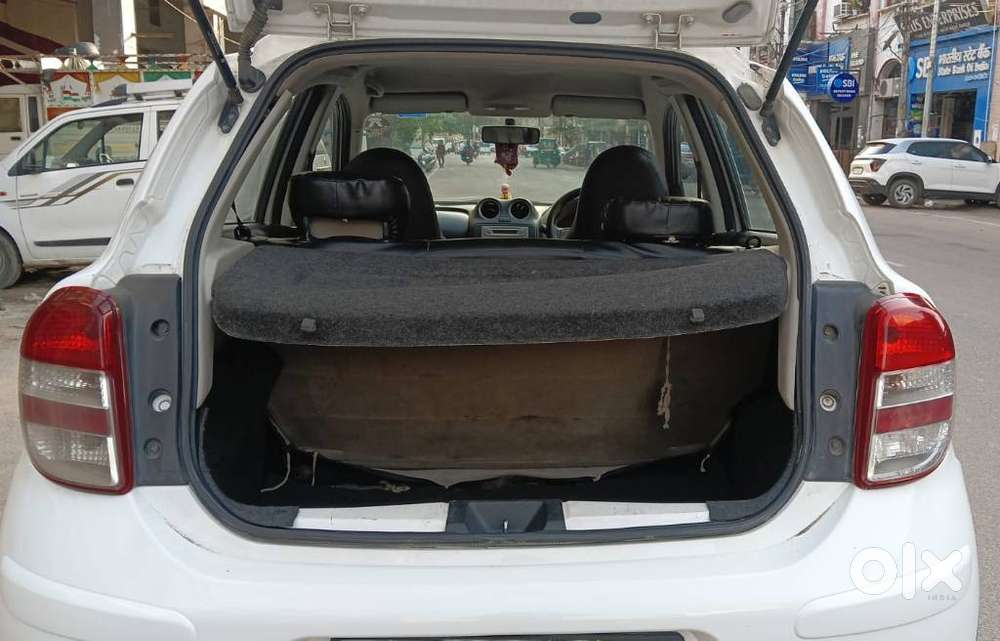 Nissan Micra Cvt Xv, 2015, Petrol