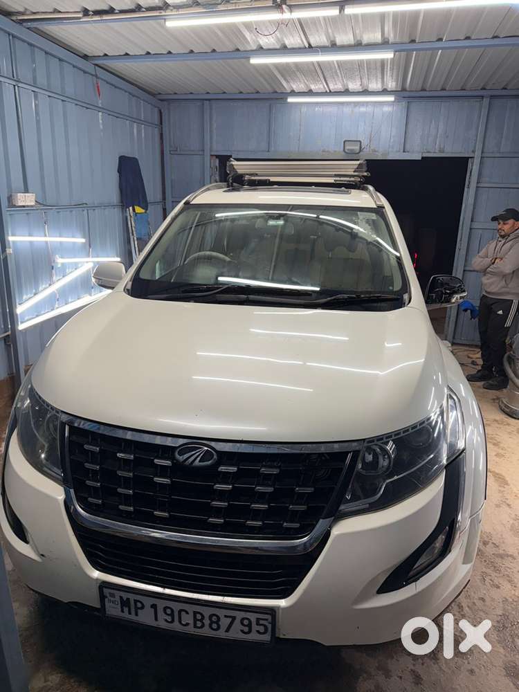 Mahindra Xuv500 2018 Diesel 125000 Km Driven