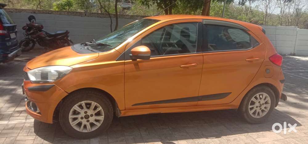 Tata Tiago Xz, 2016, Petrol