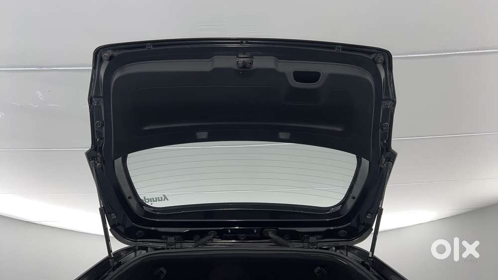 Tata Altroz 1.2 Xz Plus Dark Edition, 2023, Petrol