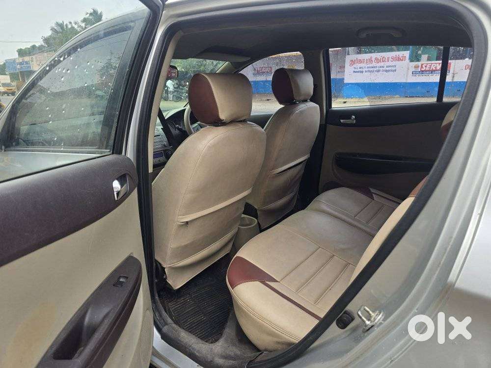 Hyundai I20 Asta 1.4 Crdi With Avn 6 Speed, 2011, Diesel