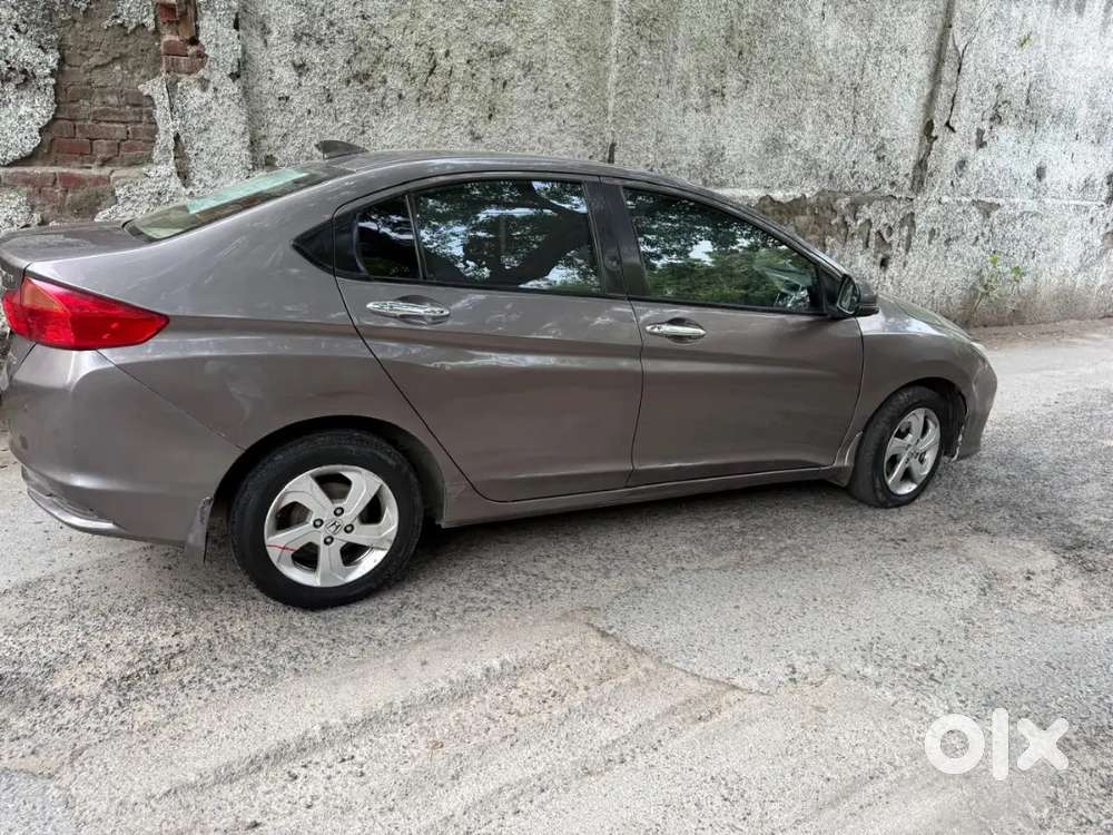 Honda City 2015 Cng & Hybrids 76000 Km Driven