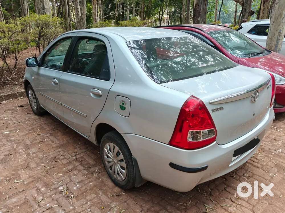 Toyota Etios 2011 Petrol 35000 Km Driven