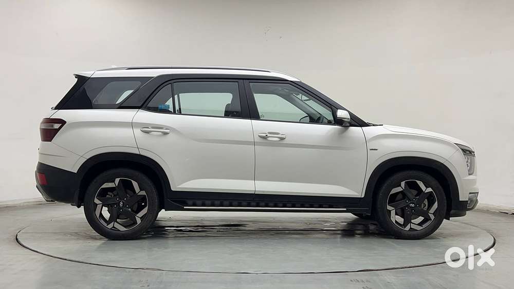 Hyundai Alcazar 2.0 Signature (o) Petrol At 6 Str, 2022, Petrol