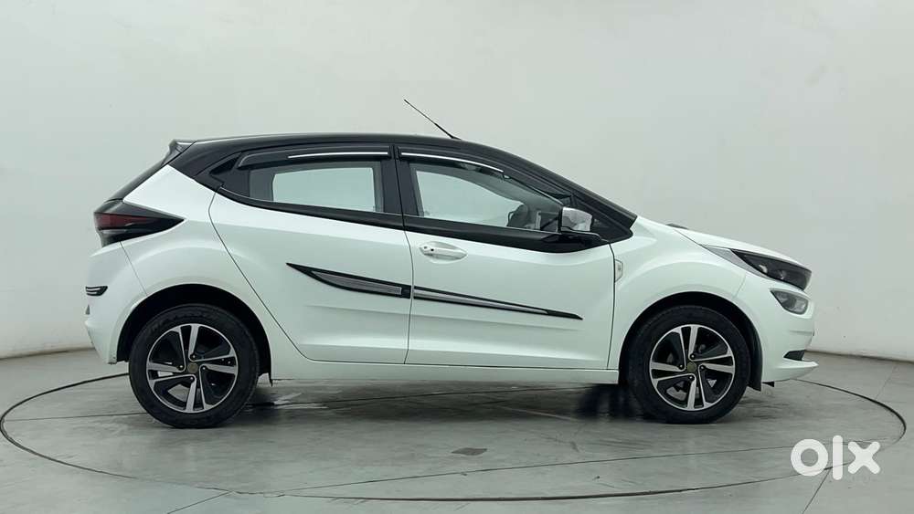 Tata Altroz Xz, 2023, Petrol