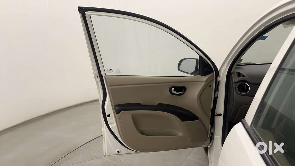 Hyundai I10 Sportz 1.1 Irde2, 2015, Petrol