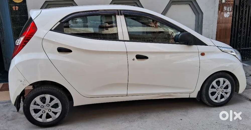 Less Driven Eon(govt Employ Car) 2017 Hyundai Eon Mangna +