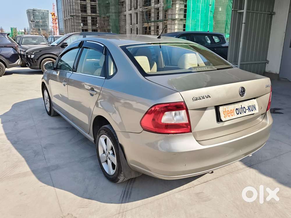 Skoda Rapid [2016-2020] 1.5 Style Plus Tdi At, 2016, Diesel