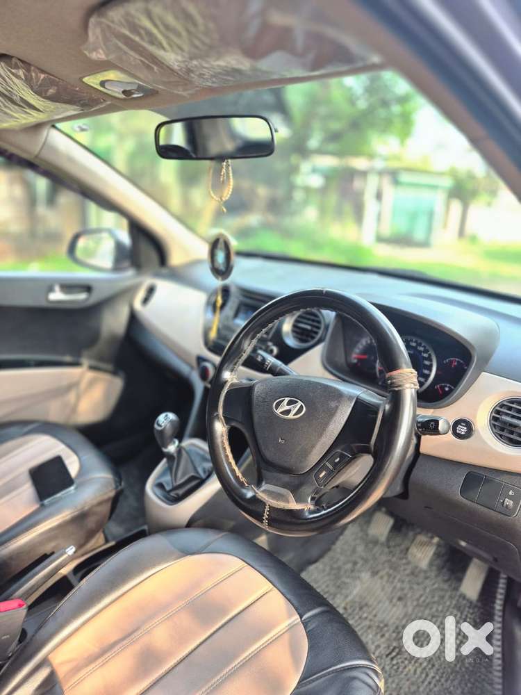 Hyundai Grand I10 2013-2016 Sportz, 2015, Petrol