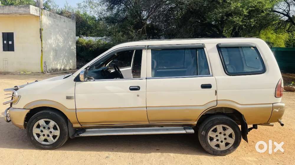 Chevrolet Tavera 2010 Diesel 65000 Km Driven