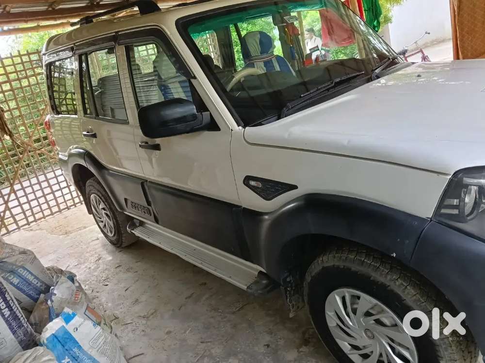 Mahindra Scorpio 2018 Diesel Well Maintained