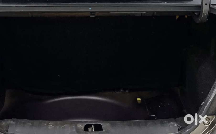 Maruti Suzuki Swift Dzire Vxi 1.2, 2015, Petrol