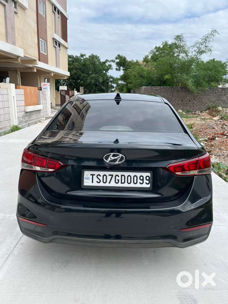 Hyundai Verna 1.6 Crdi At Sx, 2017, Diesel