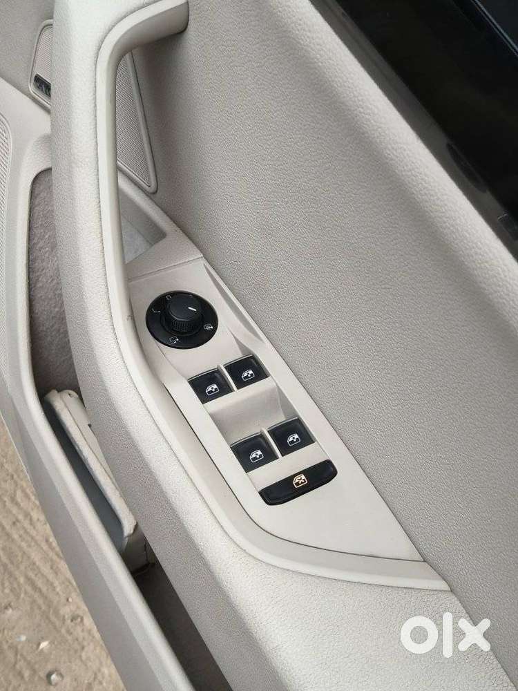 Skoda Superb Lk 1.8 Tsi At, 2016, Petrol