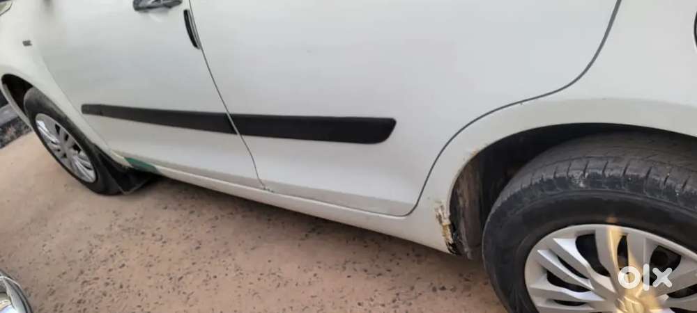 Maruti Suzuki Dzire 2017 Vdi Amt