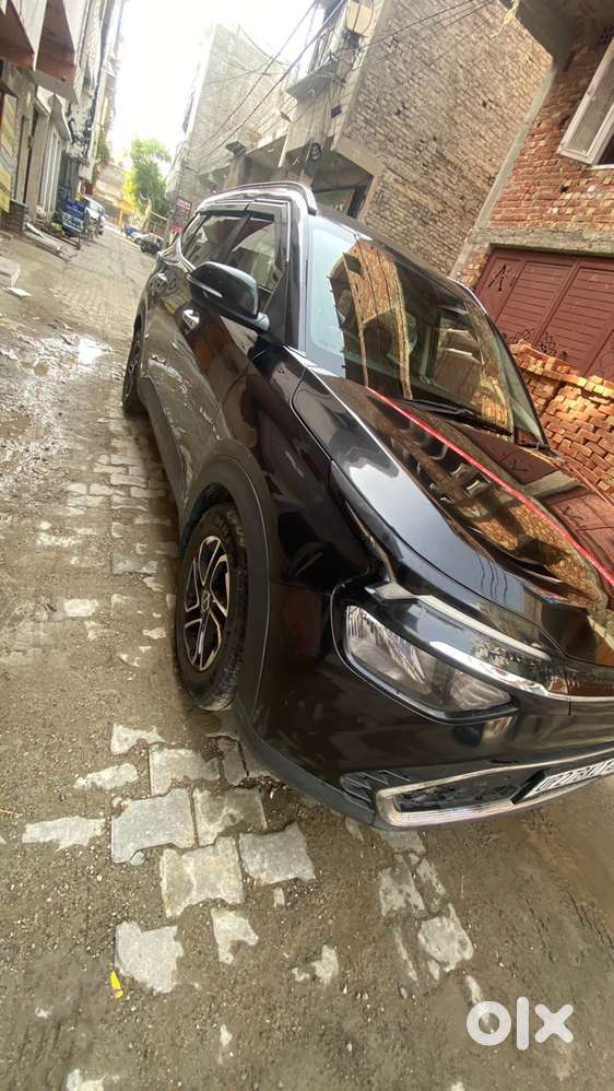 Kia Carens 2023 Diesel Well Maintained
