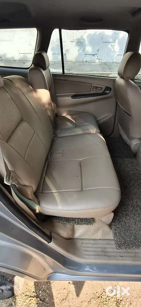 Toyota Innova 2005 Diesel 329400 Km Driven