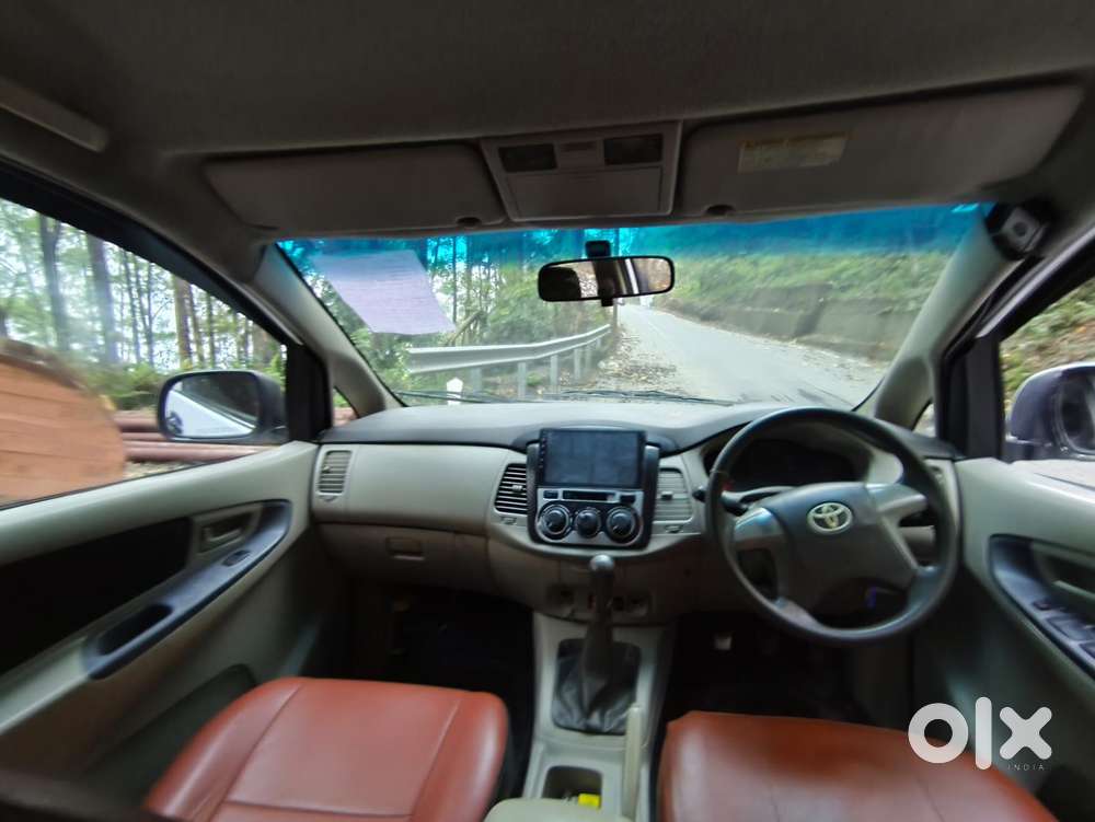 Toyota Innova 2.5 G (diesel) 8 Seater, 2014, Diesel