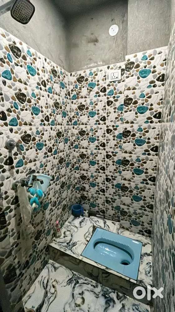 Trilok Puri flat for rent